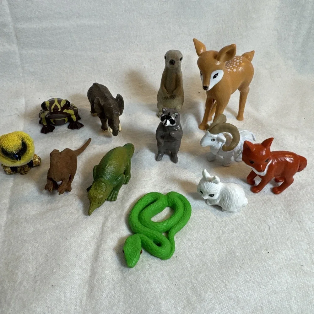 Yowie & Others Animals Lot Of 12 Hippo Elephant Frog Bird Chameleon Fox Deer Ram